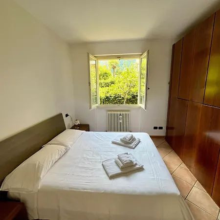 With Garden And Garage - Larihome A28 *