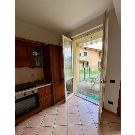 With Garden And Garage - Larihome A28 Apartment *