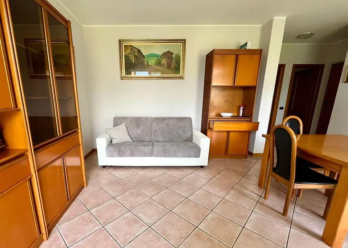 With Garden And Garage - Larihome A28 *