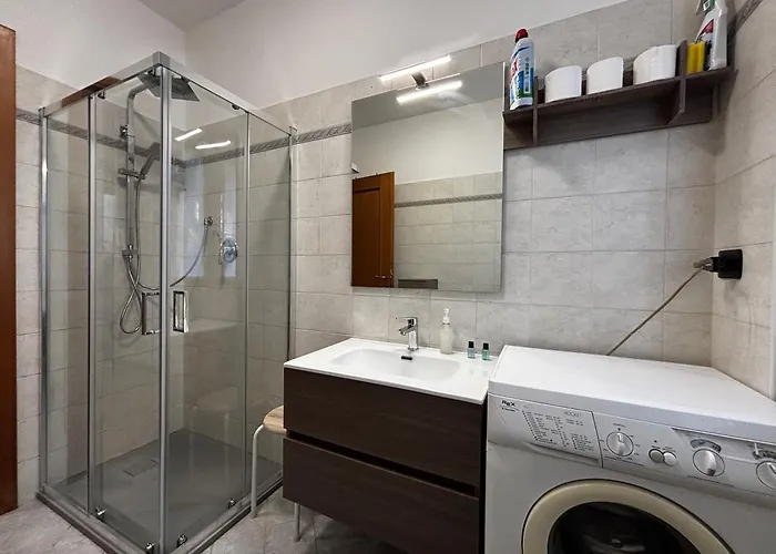 With Garden And Garage - Larihome A28 * 东戈