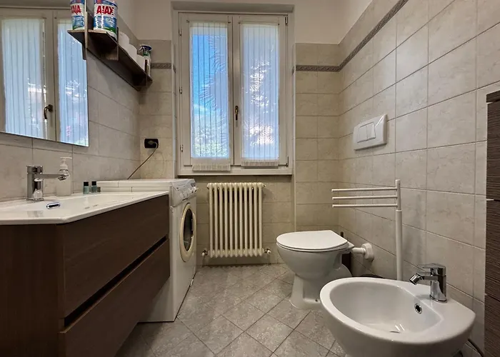 With Garden And Garage - Larihome A28