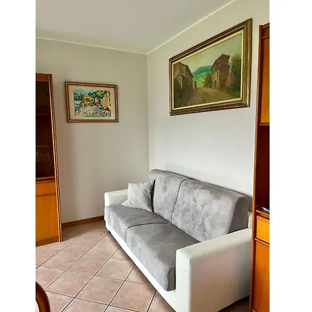 With Garden And Garage - Larihome A28