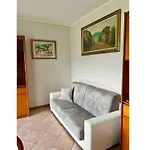 With Garden And Garage - Larihome A28